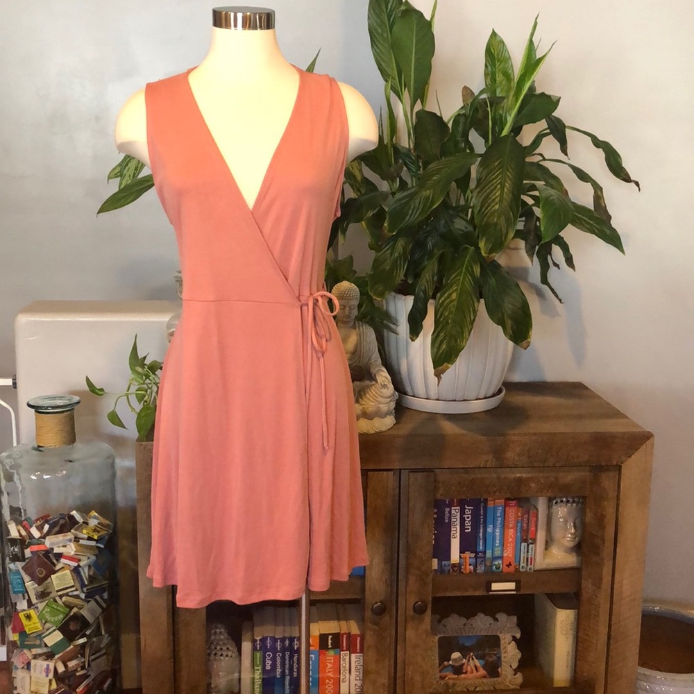 Double Zero Wrap Dress•NWOT•szL